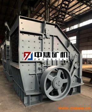 廠家直銷pf反擊式破碎機(jī),各種型號(hào)石料廠 中細(xì)碎設(shè)備直銷重型反擊式破碎機(jī)